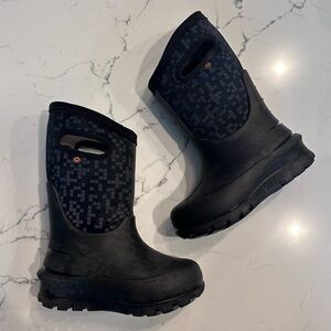 Kids Bogs Neo Classic in Amaze size 10